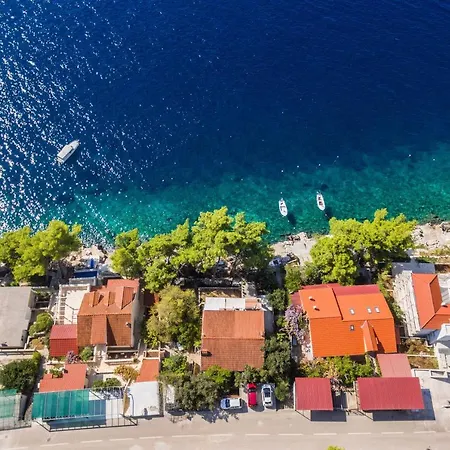 Apartment By The Sea Marta *