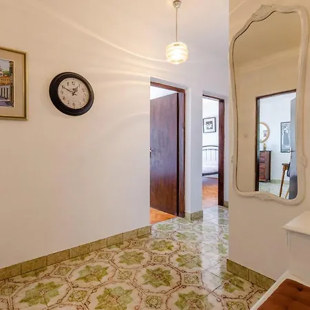 Apartment By The Sea Marta