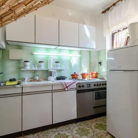 By The Sea Marta Apartment