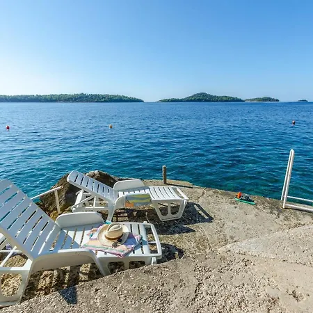 Apartament By The Sea Marta