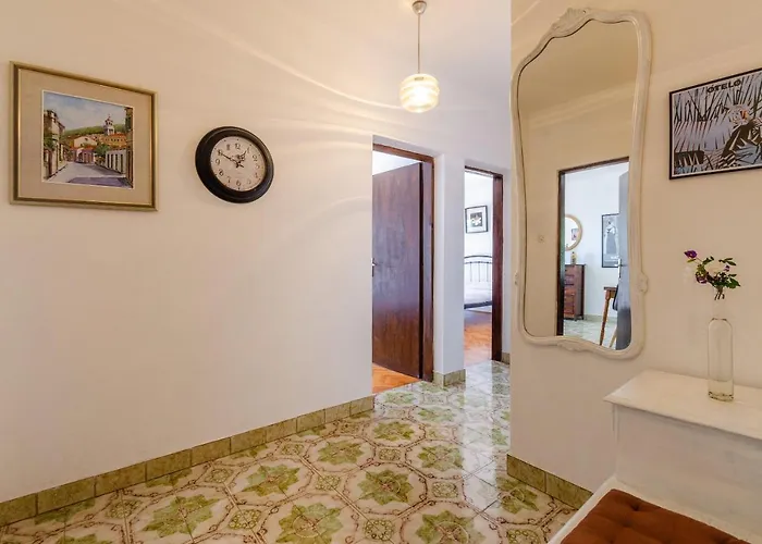 Διαμέρισμα By The Sea Marta