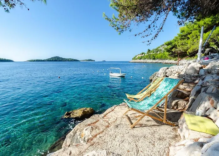 By The Sea Marta Апартаменты *