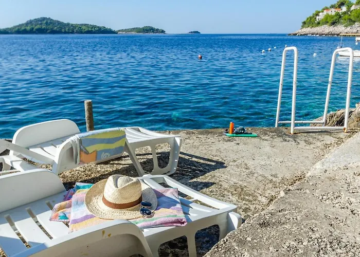 By The Sea Marta * Prizba