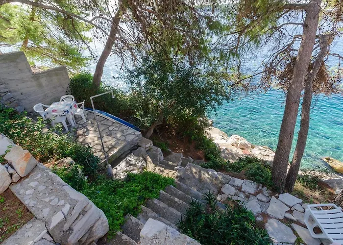 By The Sea Marta * Prizba